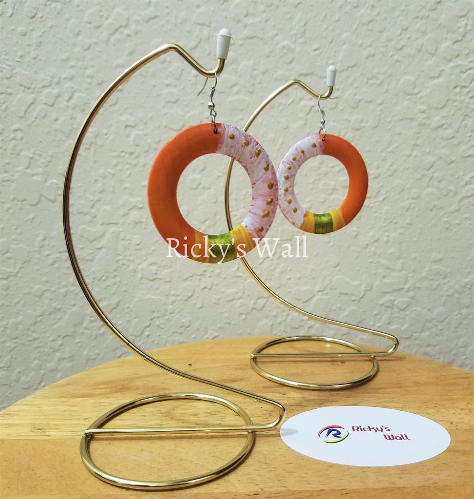 Revealing - Ricky's Wall