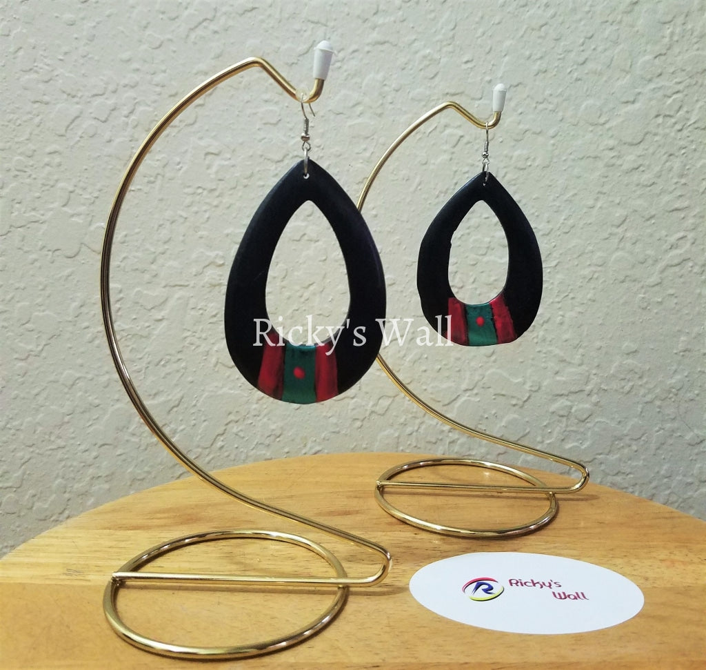 Singular - Ricky's Wall